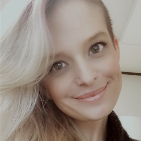 Meet your NEWEST Posher!!! - Picture 10 of 16